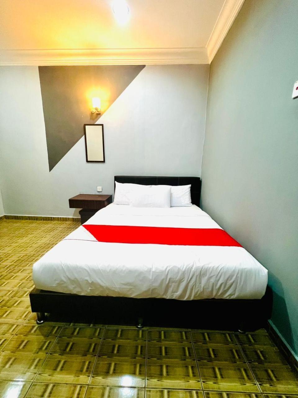 Daily Inn Hotel เมอร์ซิง ภายนอก รูปภาพ