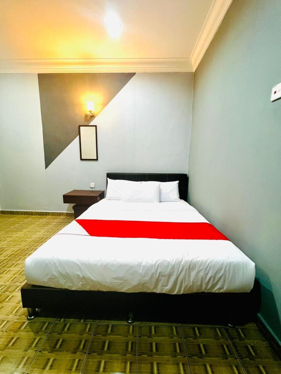 Daily Inn Hotel เมอร์ซิง ภายนอก รูปภาพ