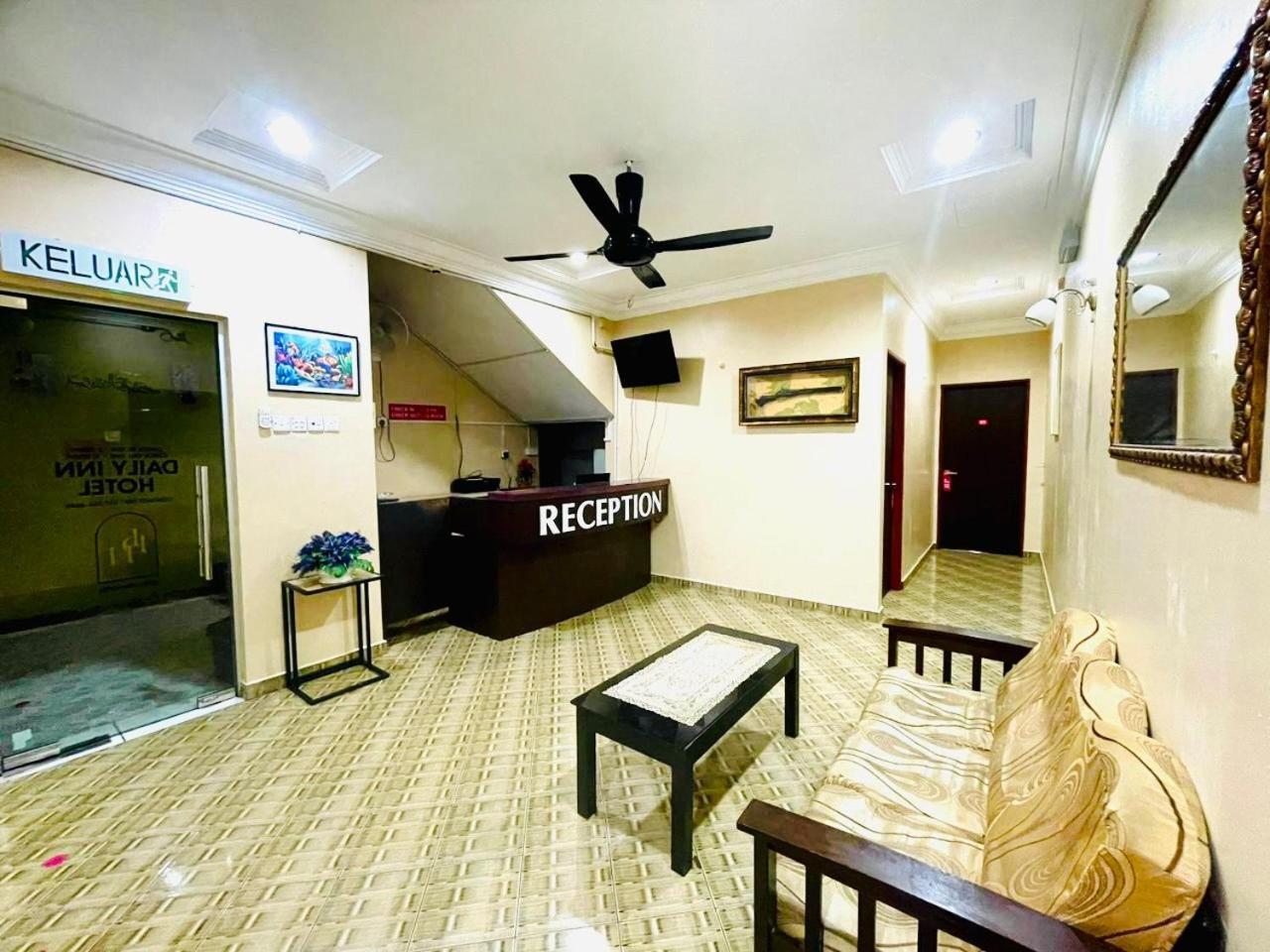 Daily Inn Hotel เมอร์ซิง ภายนอก รูปภาพ
